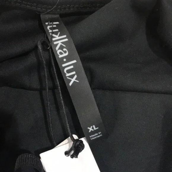 Lukka Lux Active Asymmetrical Sports Bra Tank - Picture 6 of 7